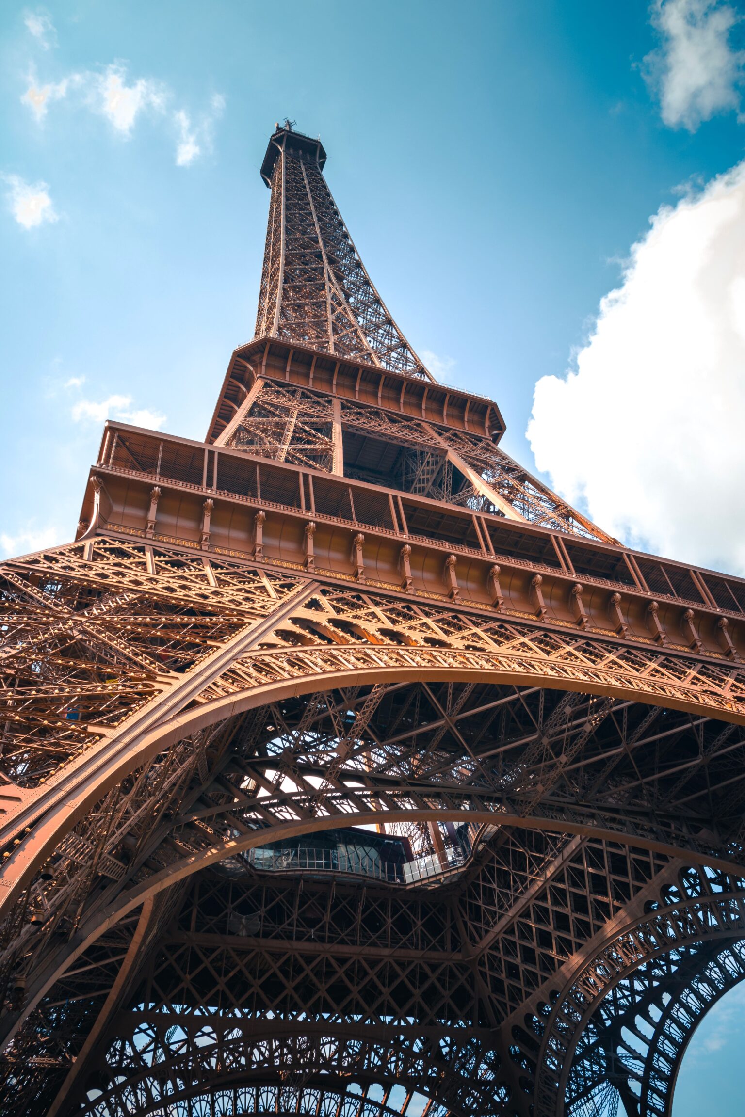 France Budget Tours: See France for Less (2026)